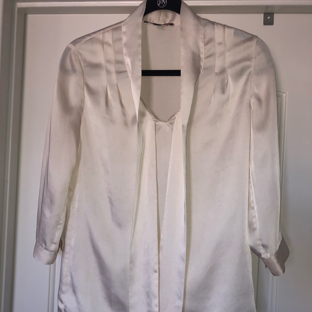 Banana Republic silk blouse